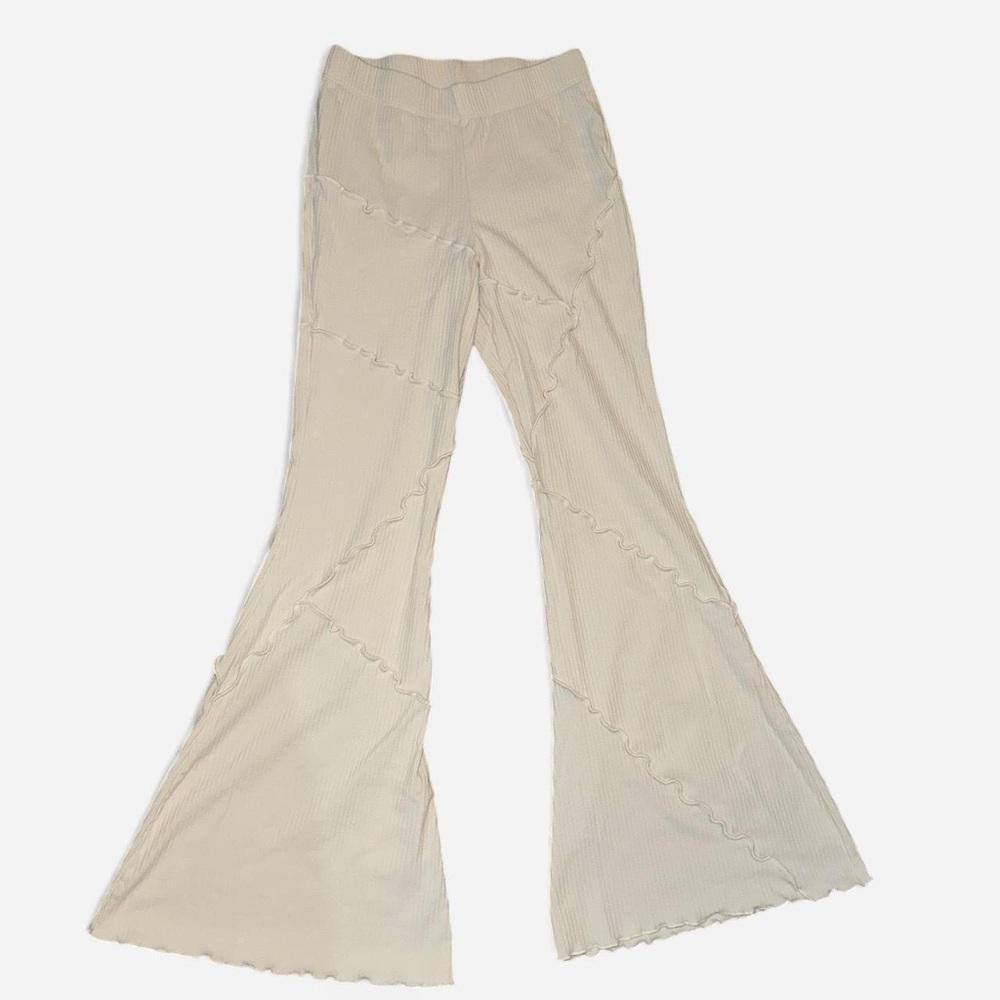 Wild Fable Off-White Ribbed bell bottom leggings